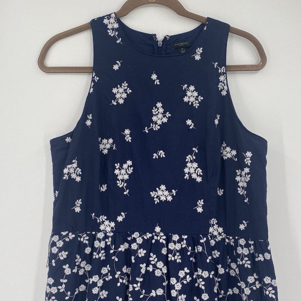 Ann Taylor Size 10P Navy Blue Floral Embroidered Midi Dress 100% Cotton Cottage - Picture 10 of 16